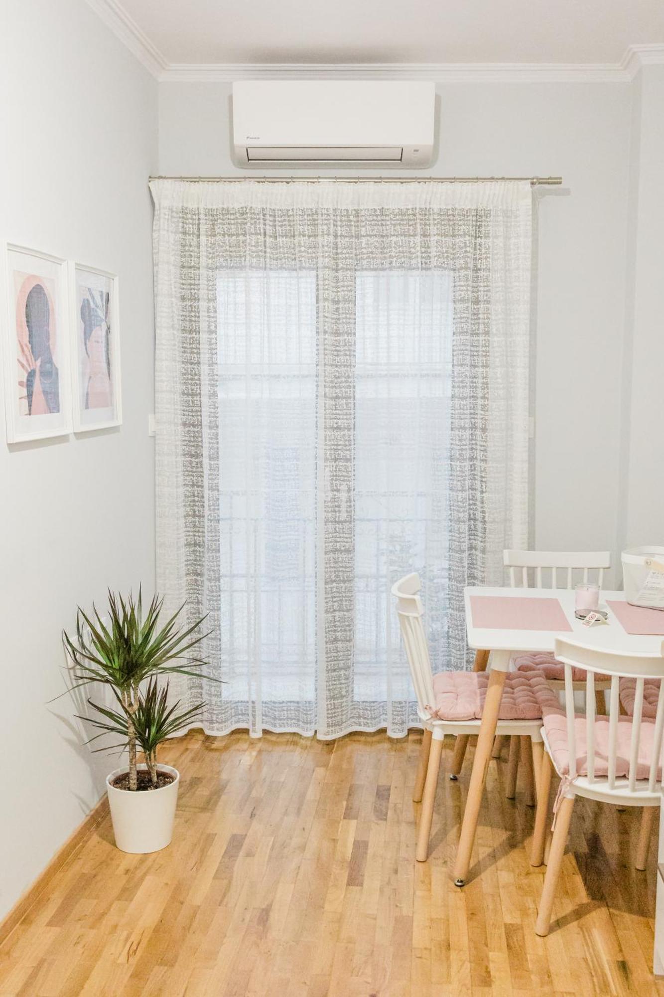 Appartement The Little Pigeon - Pink à Ioannina Extérieur photo