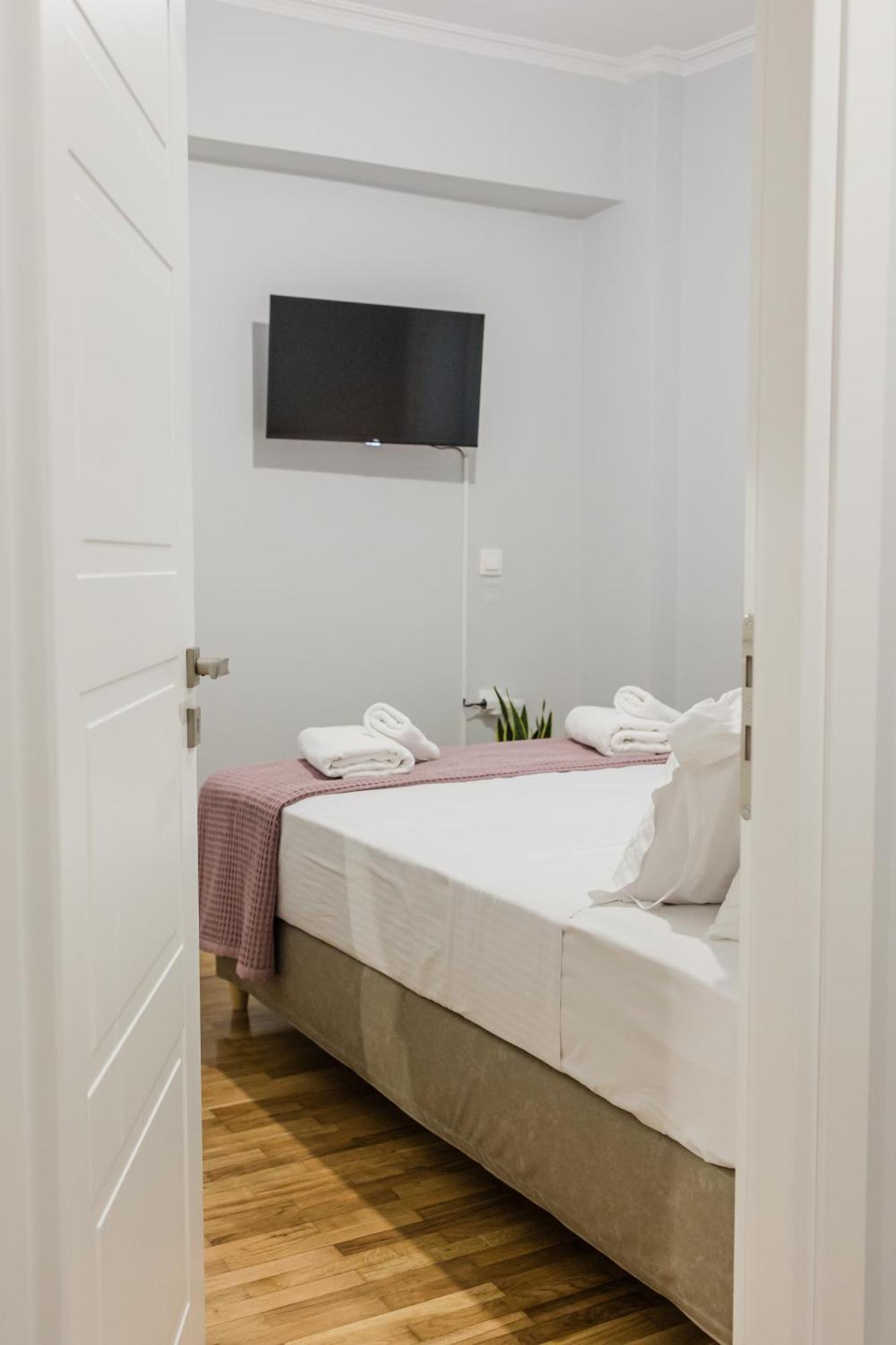 Appartement The Little Pigeon - Pink à Ioannina Extérieur photo